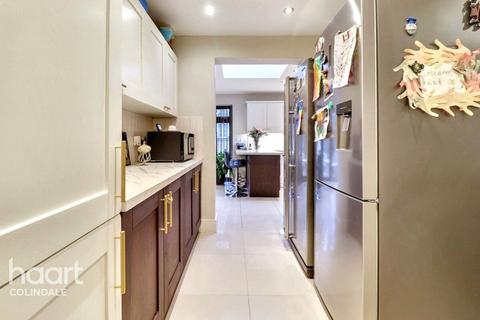 5 bedroom semi-detached house for sale, Laurel Gardens, NW7