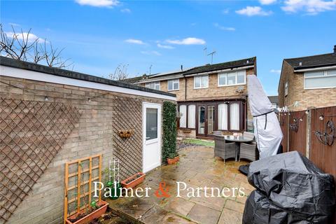 3 bedroom end of terrace house for sale, Linnet Drive, Essex CM2