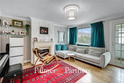 3 bedroom end of terrace house for sale, Linnet Drive, Essex CM2