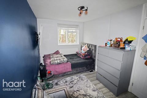 2 bedroom apartment for sale, Whittle Close, Southall