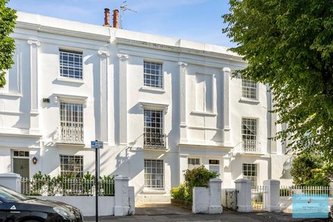 3 bedroom terraced house for sale, Upper North Street, Brighton, BN1