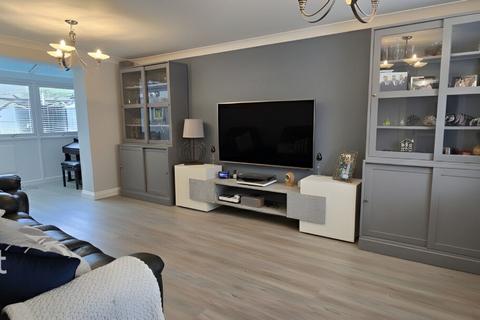 Bluebell Close, Corby