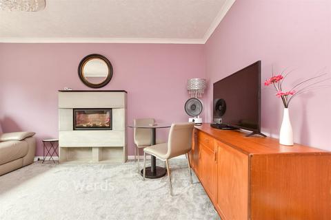 2 bedroom flat for sale, Bishops Court, Whitstable CT5