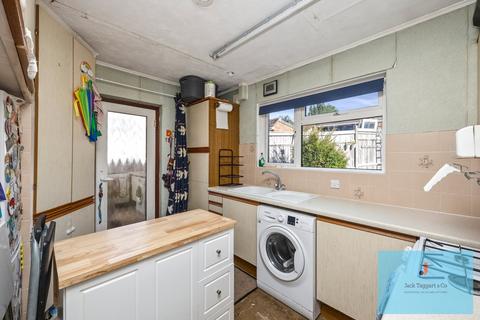 2 bedroom detached bungalow for sale, Northease Close, Hove, BN3