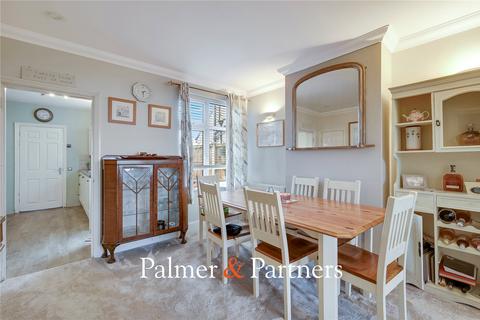 3 bedroom terraced house for sale, Beehive Lane, Essex CM2