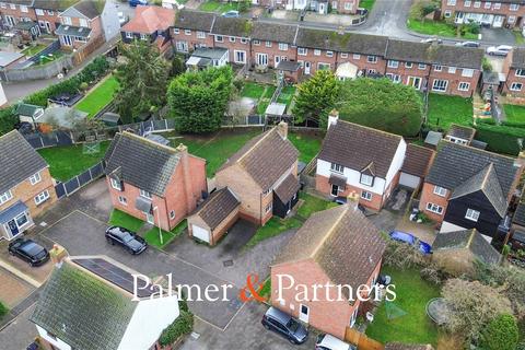 3 bedroom detached house for sale, Wickfield Ash, Essex CM1