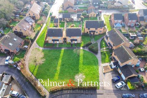 2 bedroom semi-detached house for sale, Raphael Drive, Chelmsford CM1