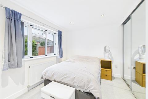 undefined, Derry Road, Farnborough, Hampshire, GU14