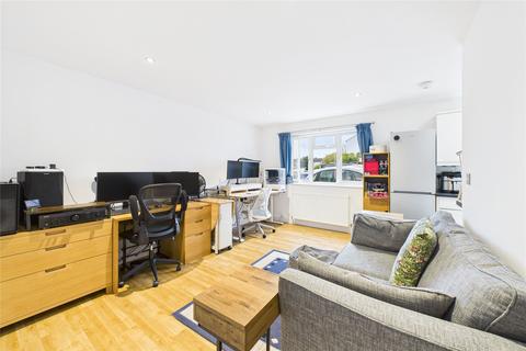 1 bedroom maisonette for sale, Derry Road, Farnborough, Hampshire, GU14