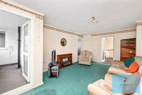2 bedroom flat for sale, Clarendon Road, Hove, BN3