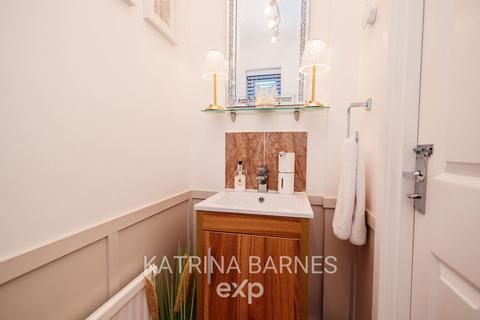 3 bedroom detached house for sale, Duggers Lane, Braintree CM7