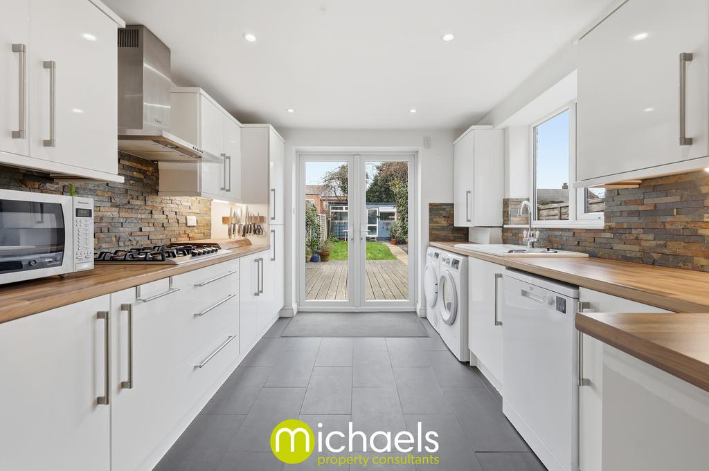 Kitchen/Dining Area