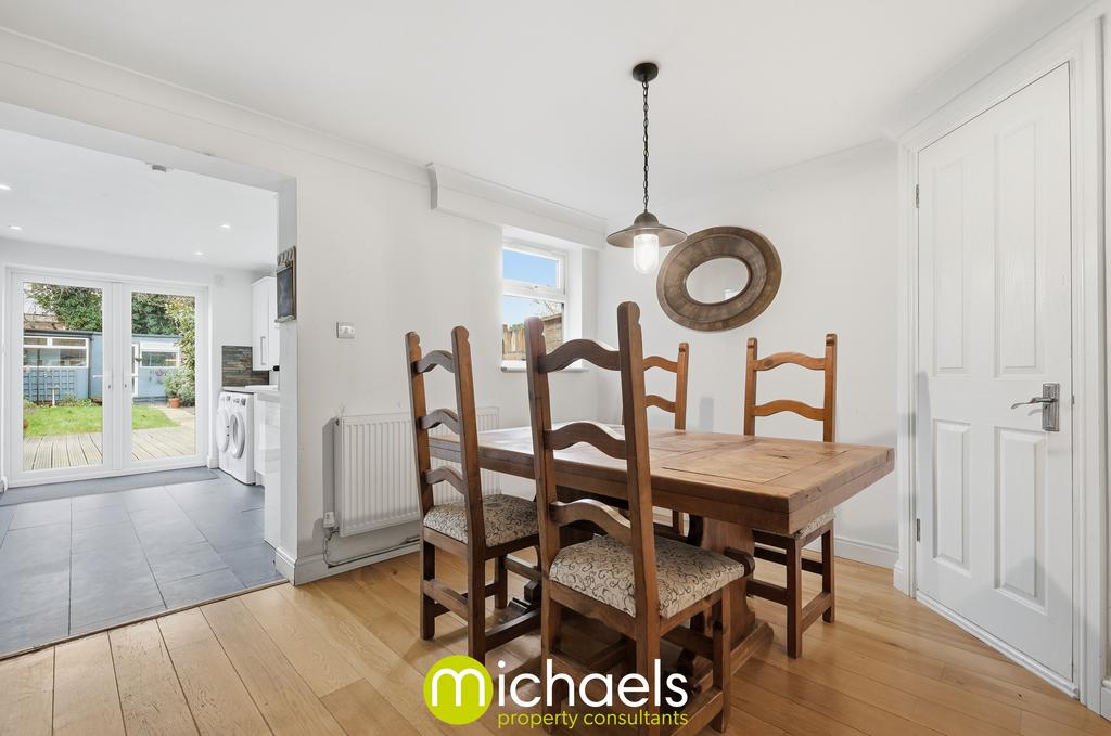 Kitchen/Dining Area