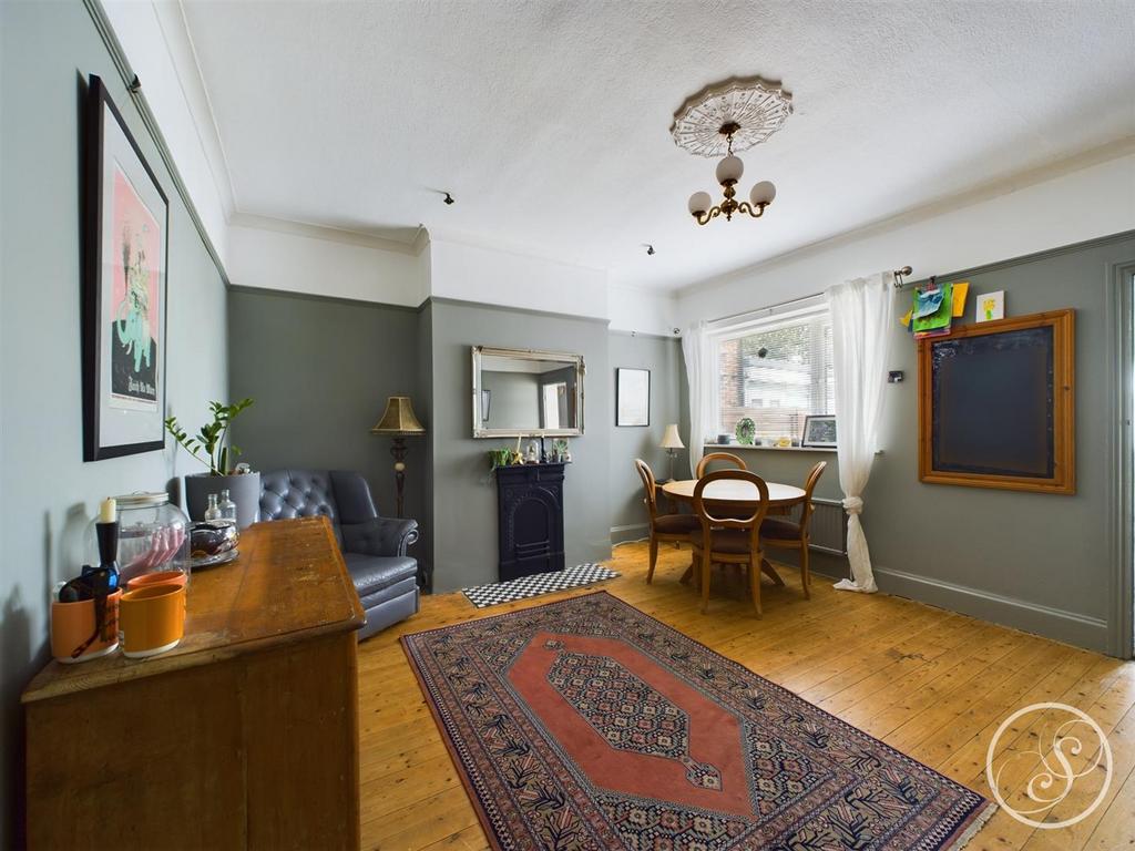 Dining Room.jpg