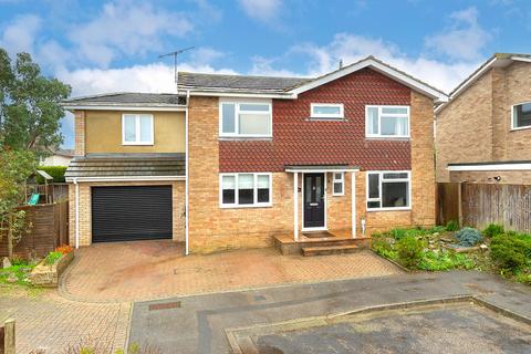 4 bedroom detached house for sale, Croft Close, Tonbridge, TN10