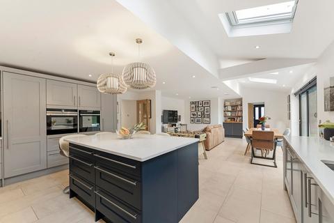 4 bedroom detached house for sale, Croft Close, Tonbridge, TN10