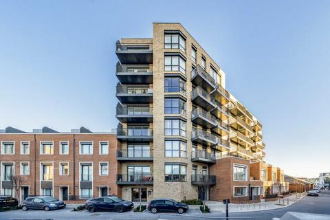1 bedroom flat to rent, Essex Place, London W4