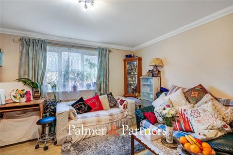2 bedroom apartment for sale, Parkinson Drive, Essex CM1