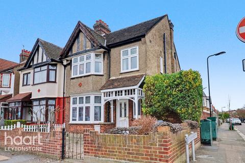 3 bedroom semi-detached house for sale, Essex Road, London
