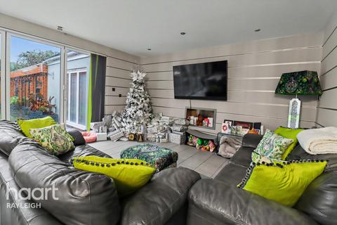 5 bedroom detached house for sale, Poors Lane, Daws Heath