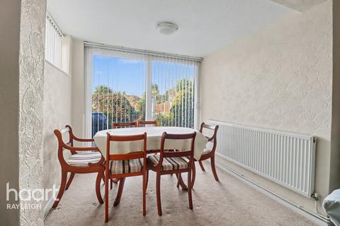 2 bedroom semi-detached house for sale, Tudor Road, Leigh-On-Sea