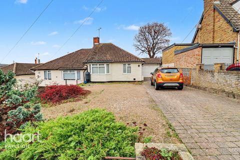 2 bedroom semi-detached house for sale, Tudor Road, Leigh-On-Sea