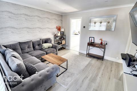 3 bedroom detached bungalow for sale, Tilburg Road, Canvey Island