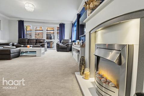 3 bedroom semi-detached house for sale, Ferry Road, Hockley