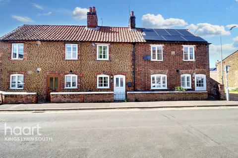 2 bedroom terraced house for sale, High Street, Heacham