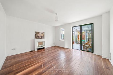 2 bedroom terraced house for sale, Ireland Road, Ipswich, IP3