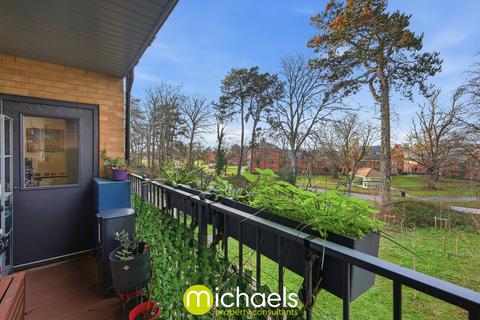 2 bedroom apartment for sale, Eden Drive, Colchester, CO4