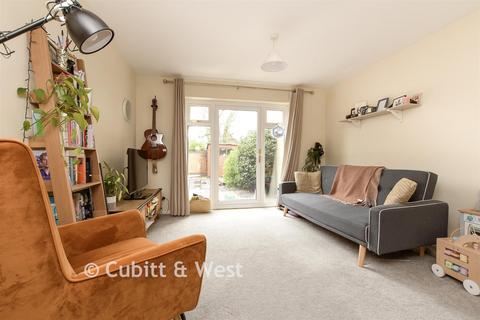 2 bedroom semi-detached house for sale, Keats Avenue, Redhill, Surrey