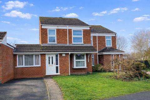 Aldeford Drive, Brierley Hill, DY5 3JF