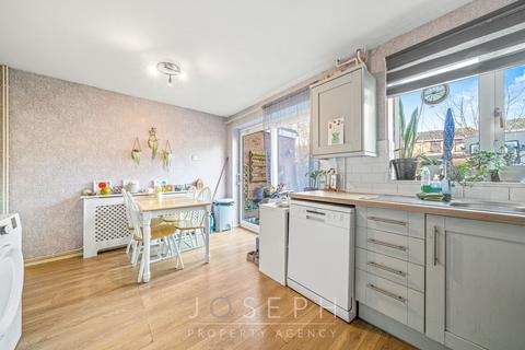 3 bedroom terraced house for sale, Ashton Close, Ipswich, IP2