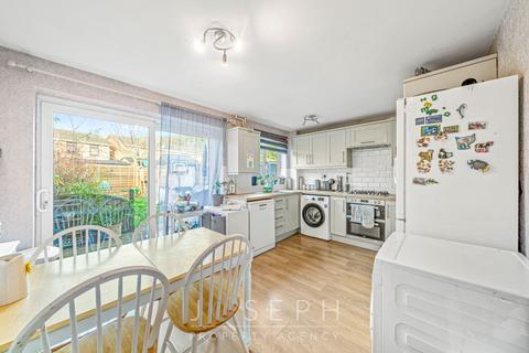 3 bedroom terraced house for sale, Ashton Close, Ipswich, IP2