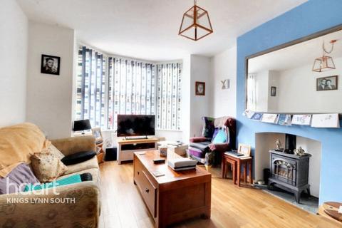 4 bedroom end of terrace house for sale, Church Street, Hunstanton
