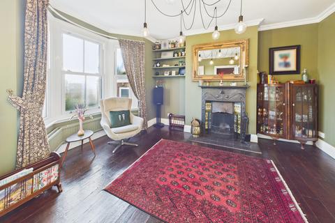 3 bedroom semi-detached house for sale, Herbert Street, Old Town, HP2