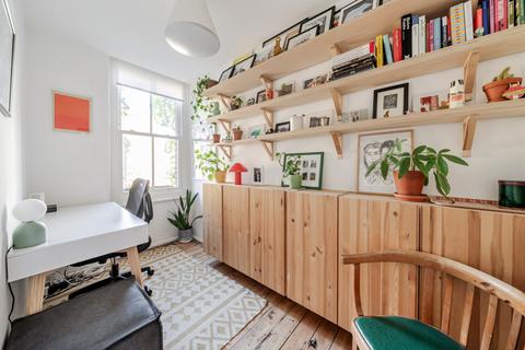 2 bedroom apartment for sale, Southwell Road, London