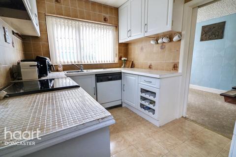 4 bedroom detached bungalow for sale, Greenleafe Avenue, Wheatley Hills, Doncaster