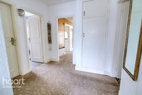 4 bedroom detached bungalow for sale, Greenleafe Avenue, Wheatley Hills, Doncaster