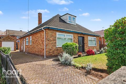 Detached bungalow - Greenleafe Avenue, Wheatley Hills, Doncaster