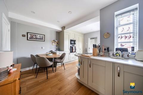 undefined, Lawnsmead, Guildford GU5