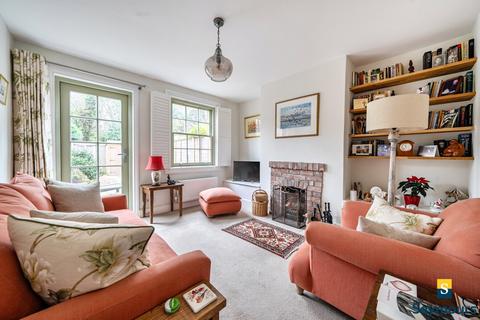 undefined, Lawnsmead, Guildford GU5