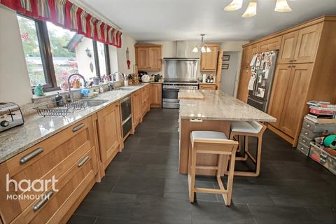 4 bedroom detached house for sale, Mitchel Troy, Monmouth