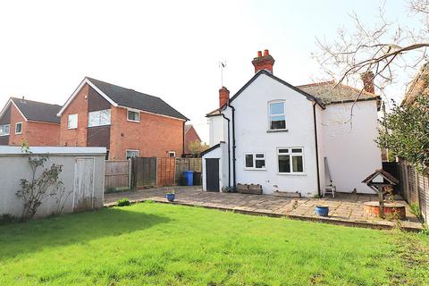 3 bedroom detached house for sale, Highfield Road, Farnborough GU14