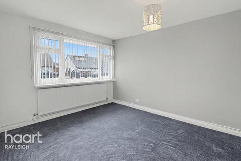 3 bedroom semi-detached bungalow for sale, Torquay Close, Rayleigh