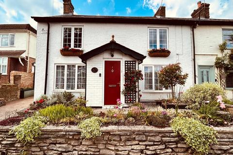 4 bedroom semi-detached house for sale, Lower Farnham Road, Aldershot GU12