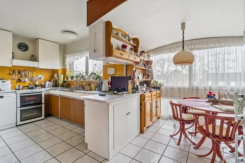 4 bedroom townhouse for sale, Langholme, Bushey, WD23