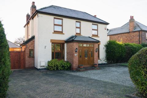 4 bedroom detached house for sale, Coleshill Road, Fazeley, B78