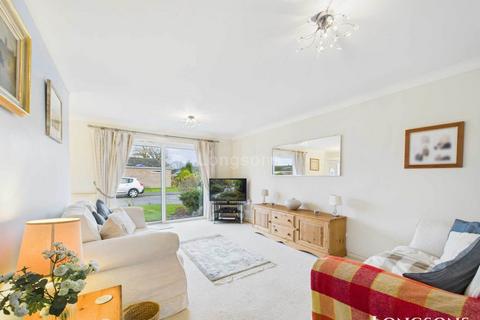 2 bedroom detached bungalow for sale, Surlingham Drive, Swaffham